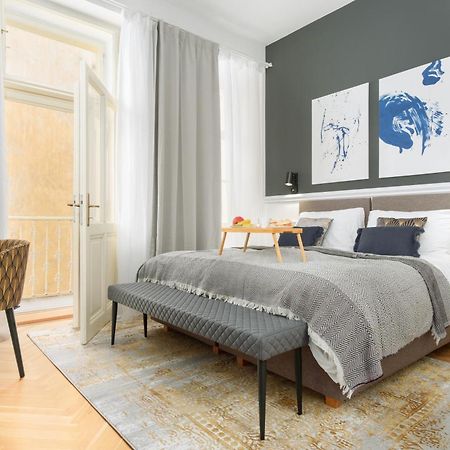 Stru House By Prague Days - Luxurious Apartments Next To National Theatre Eksteriør bilde